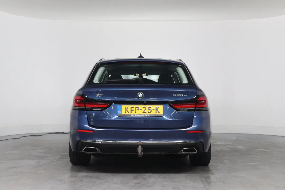 530e xDrive High Executive | Dealer Onderhouden | Elektr Stoel + Mem | Stoelventilatie | Trekhaak Elektrisch | Lederen bekleding | Comfort Stoelen | 360 Camera