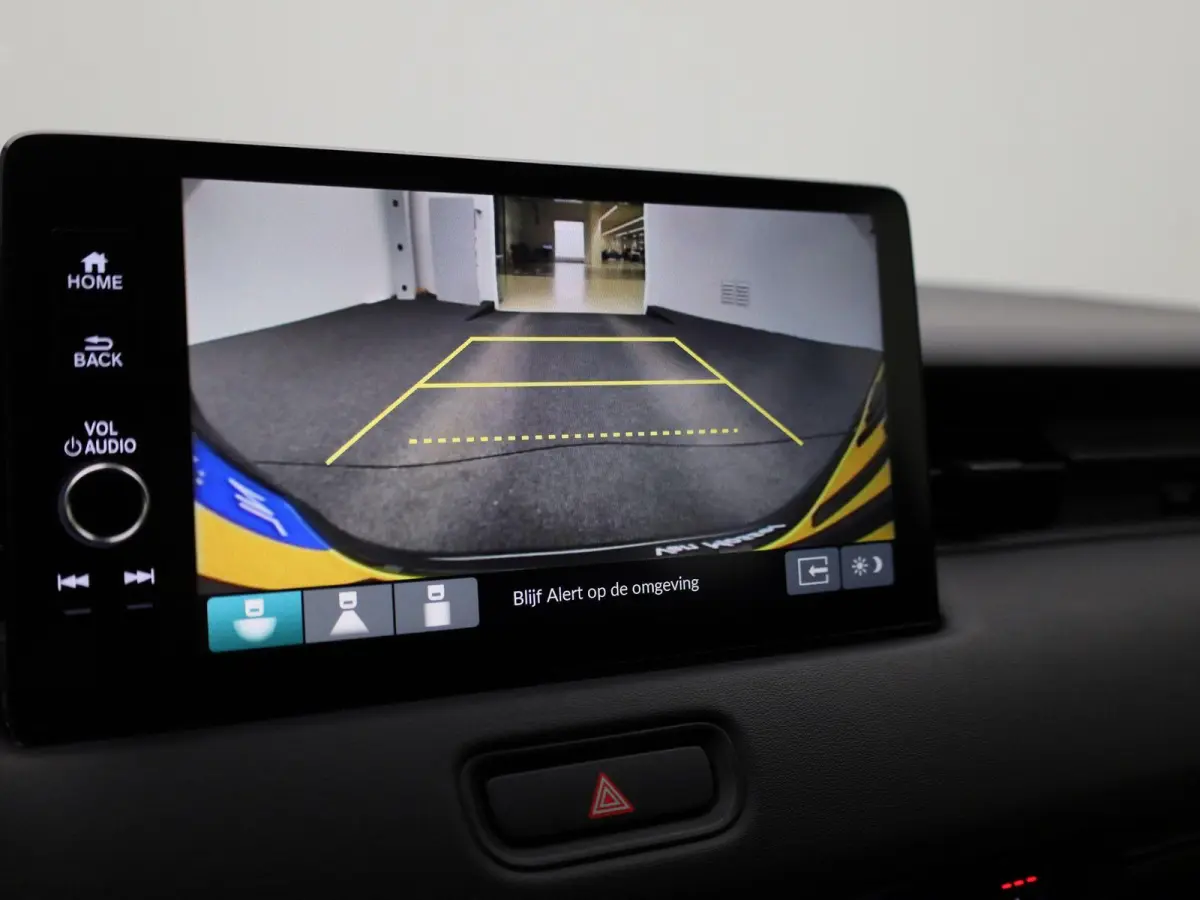 1.5 e:HEV Elegance | ACHTERUITRIJCAMERA | NAVIGATIE | BLUETOOTH | CRUISE CONTRL | LED VERLICHTING | LICHTMETALEN VELGEN | DAB RADIO | RIJSTROOKHULP | DIGITAL COCKPIT \