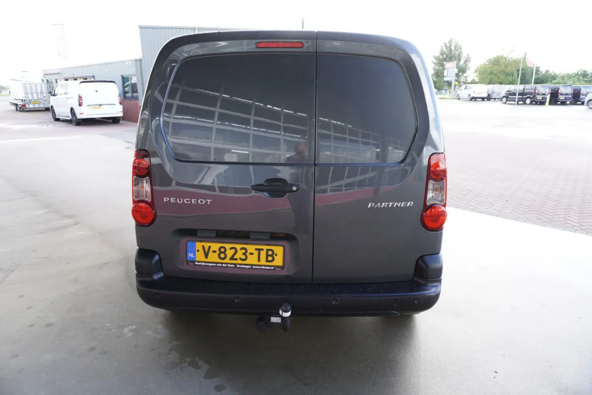 120 1.6 BlueHDi 100pk L1 Premium Trekhaak MARGE AUTO 1e Eigenaar