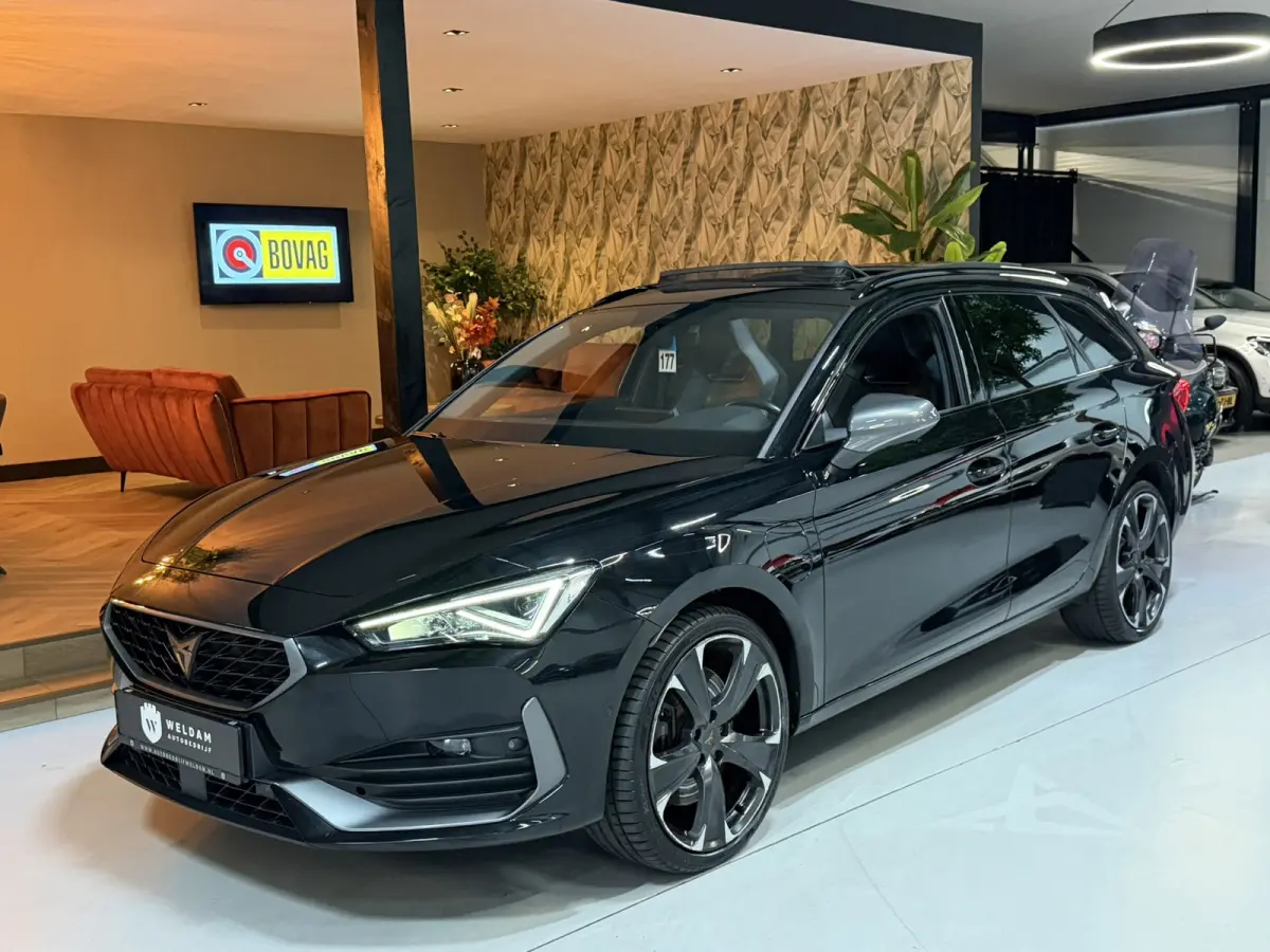 1.4 e-Hybrid VZ Copper Edition Garantie ACC|Lane|Sfeerverlichting|Pano|Camera|ACC|CarPlay|Leder Rijklaar