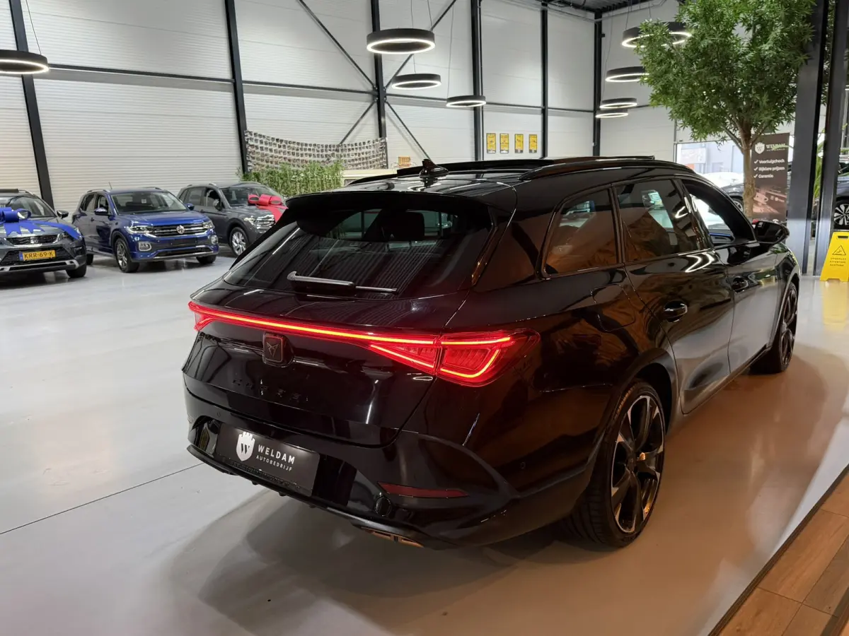 1.4 e-Hybrid VZ Copper Edition Garantie ACC|Lane|Sfeerverlichting|Pano|Camera|ACC|CarPlay|Leder Rijklaar