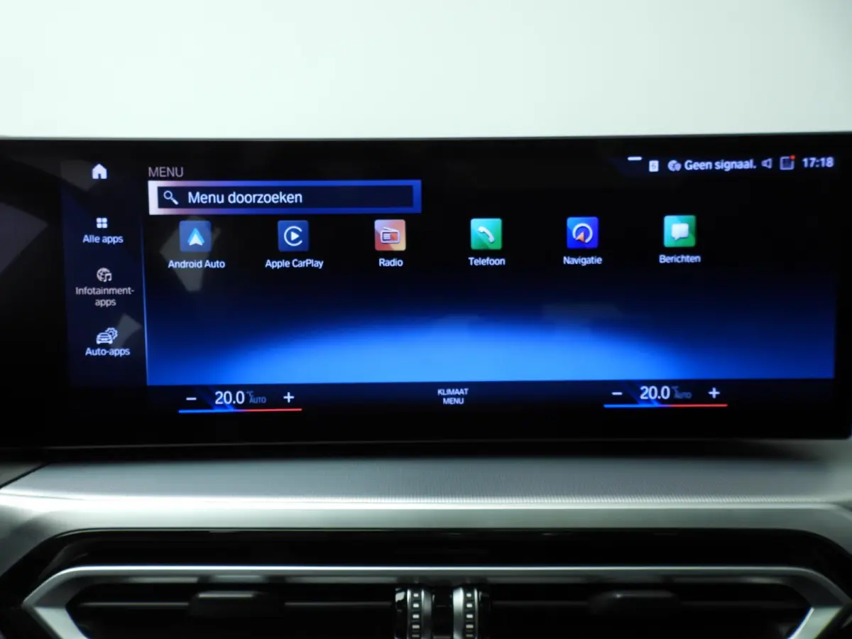 318i | M-Sportpakket | LED | Leder | Navigatie | Panoramadak | Sportstoelen | DAB | Hifi speakers | Alu 19 inch