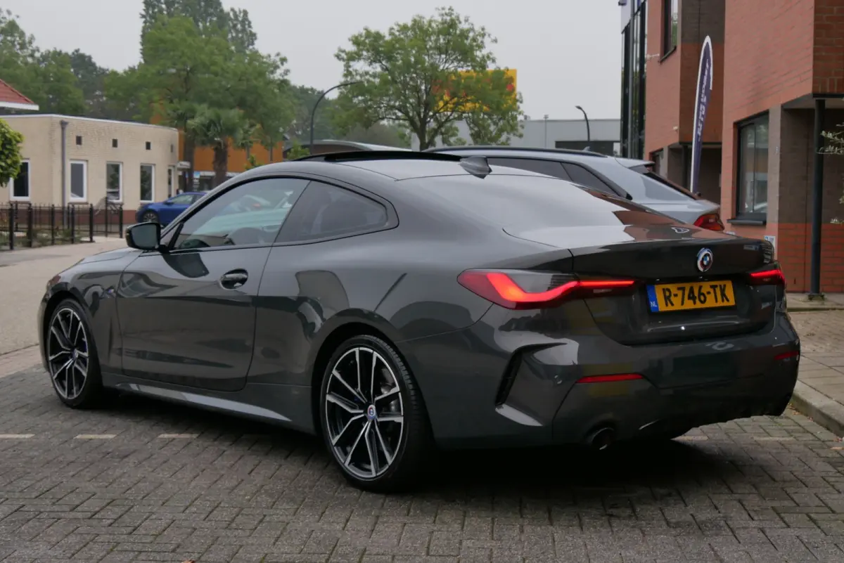 420i High Executive. m sport. camera. schuifdak