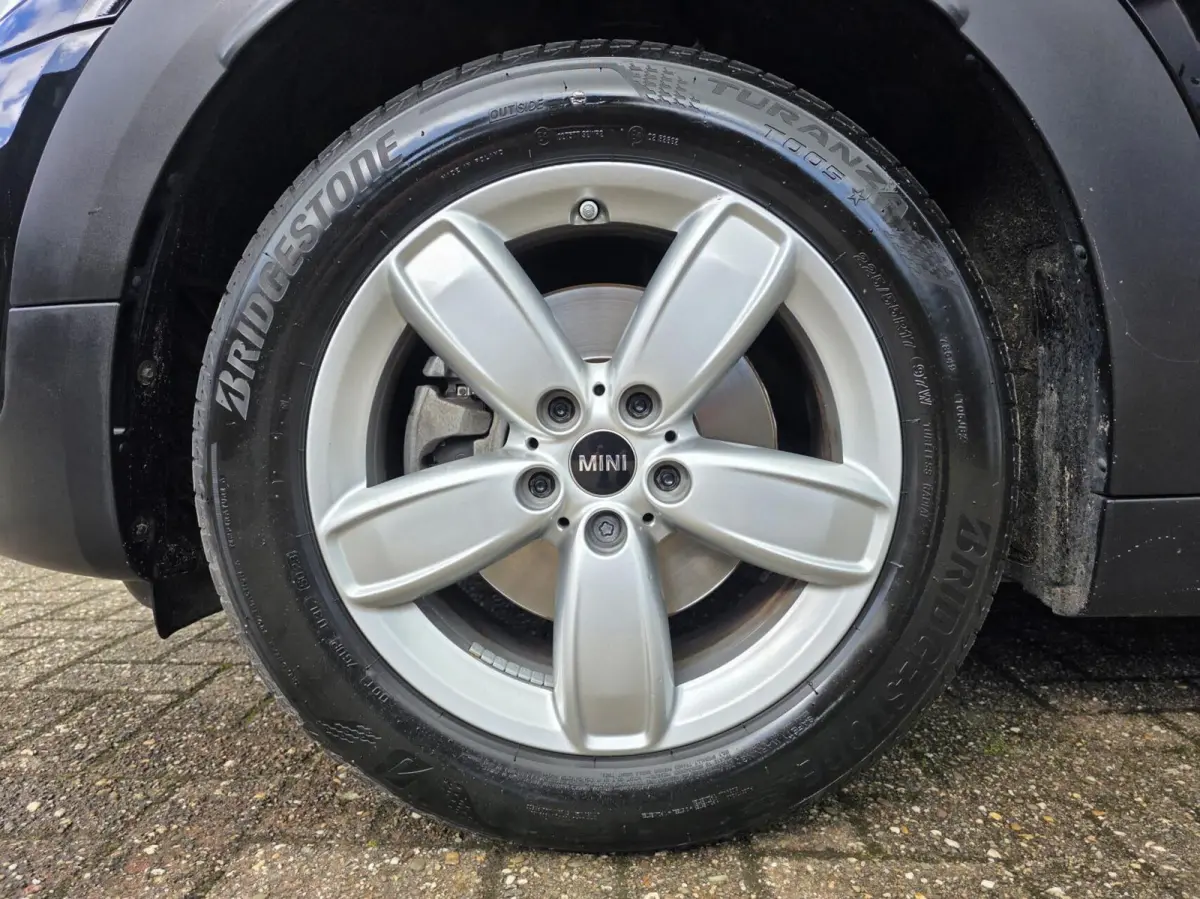 1.5 Cooper Business Edition