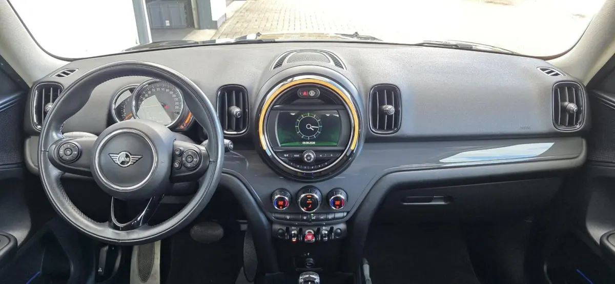 1.5 Cooper Business Edition