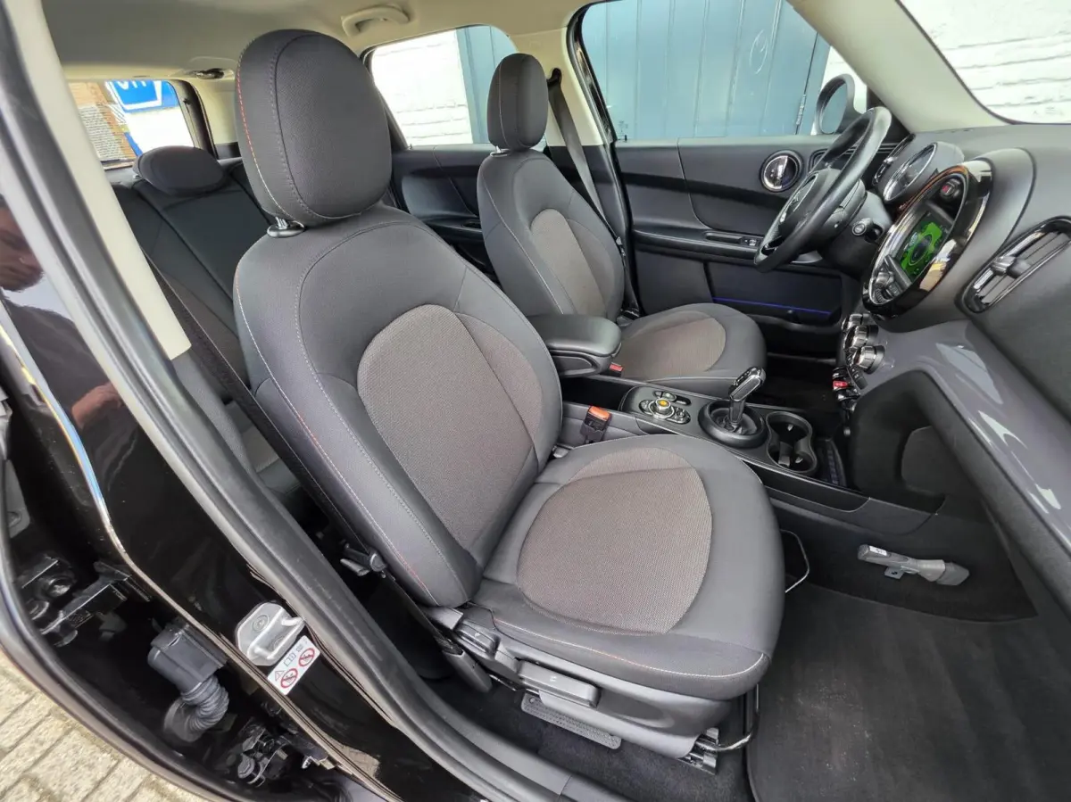1.5 Cooper Business Edition