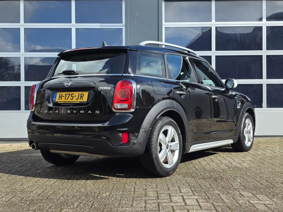 1.5 Cooper Business Edition