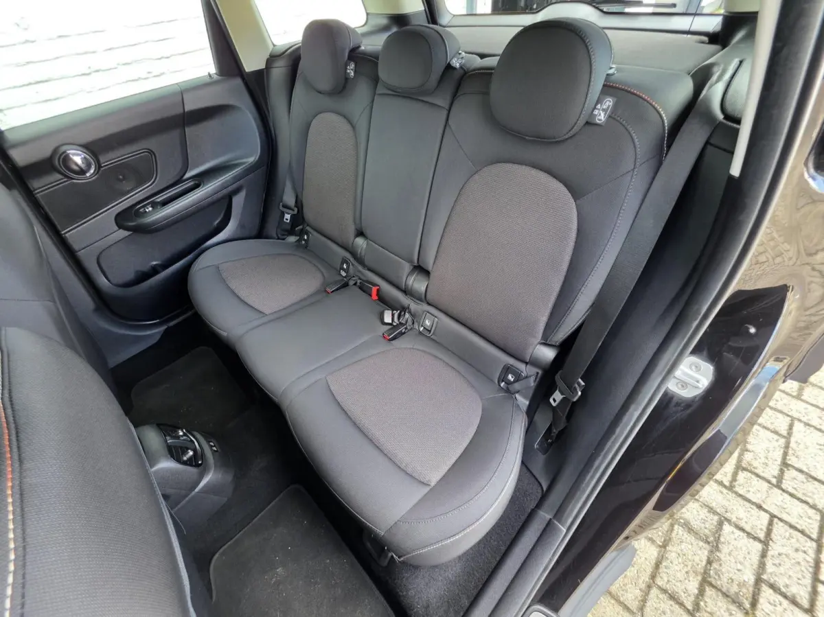 1.5 Cooper Business Edition