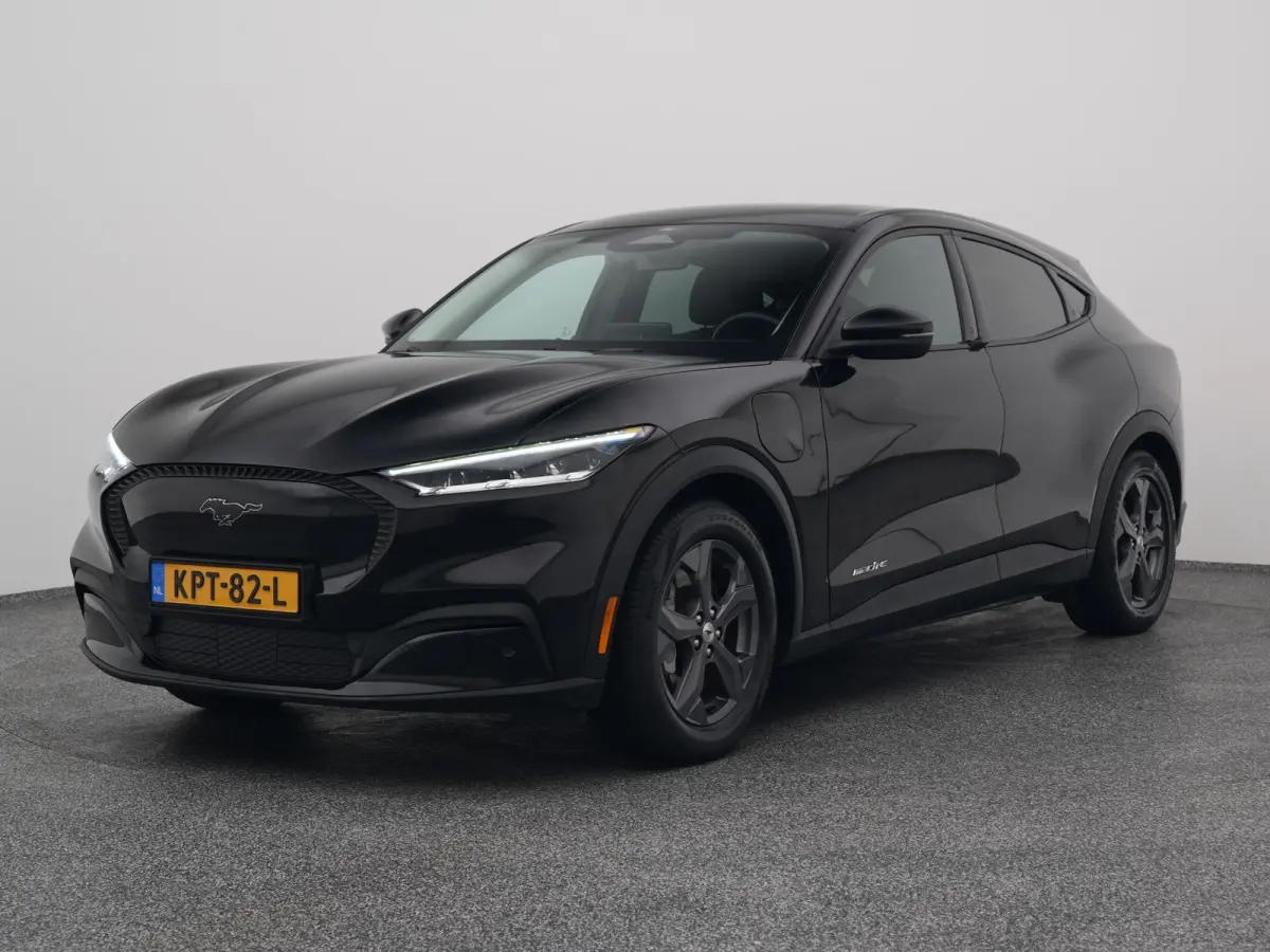 Ford Mustang Mach-E 2022 Elektrisch Automatisch leasen