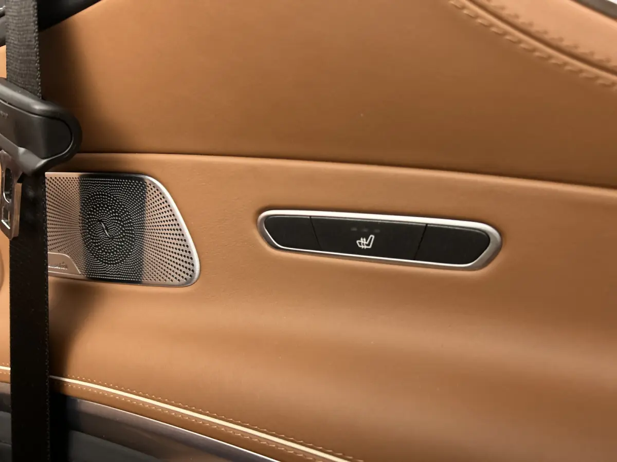 500 AMG Plus | Burmester | Luchtvering | HUD