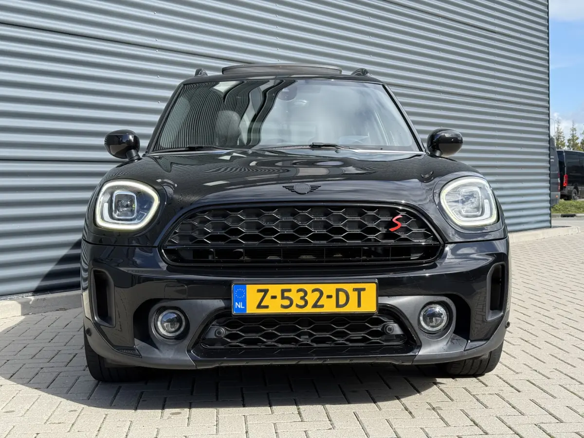 1.5 Cooper ALL4 YOURS Pano/Leder/Camera/Apple