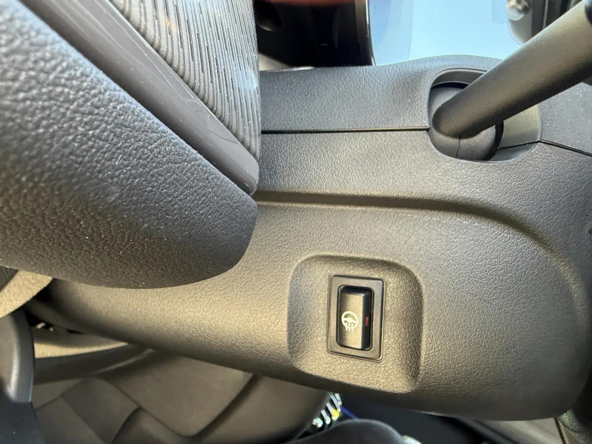 1.5 Cooper ALL4 YOURS Pano/Leder/Camera/Apple