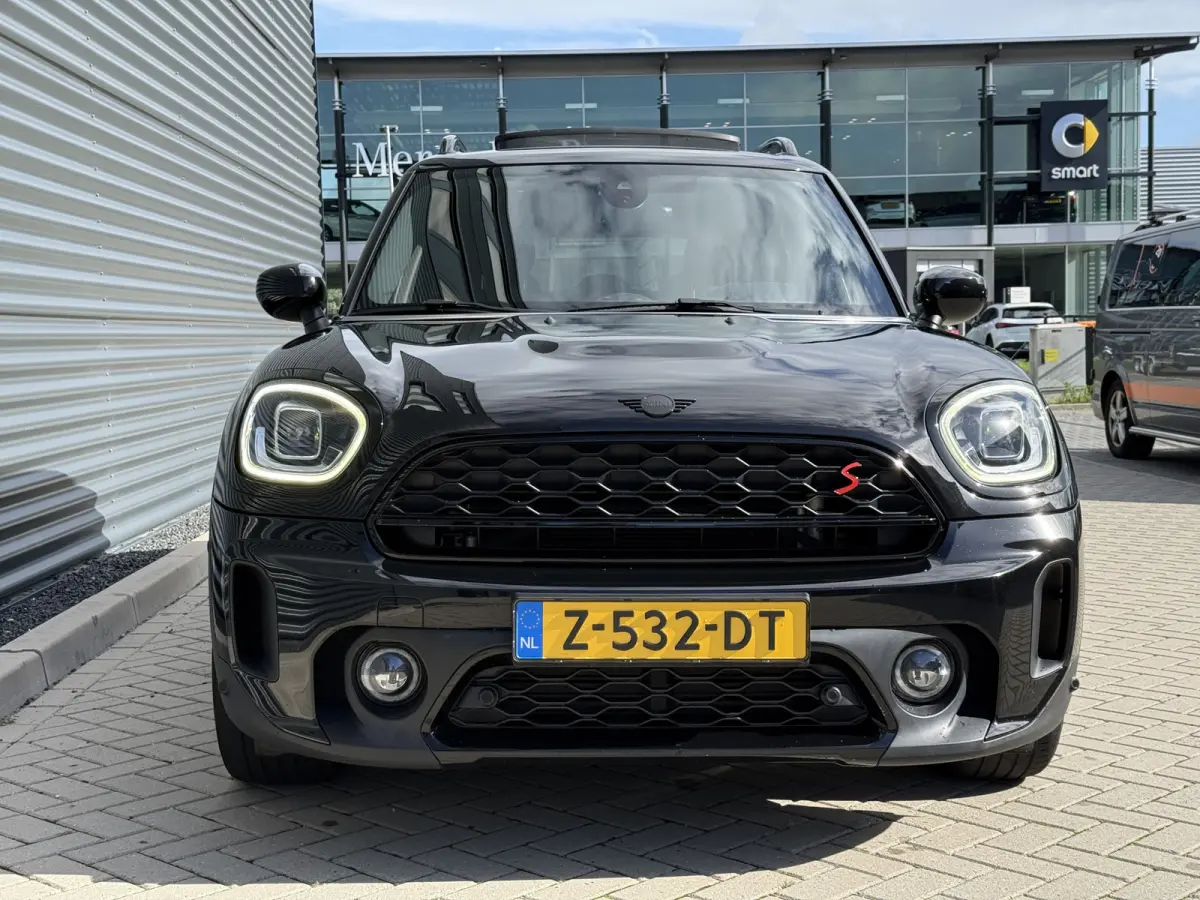 1.5 Cooper ALL4 YOURS Pano/Leder/Camera/Apple