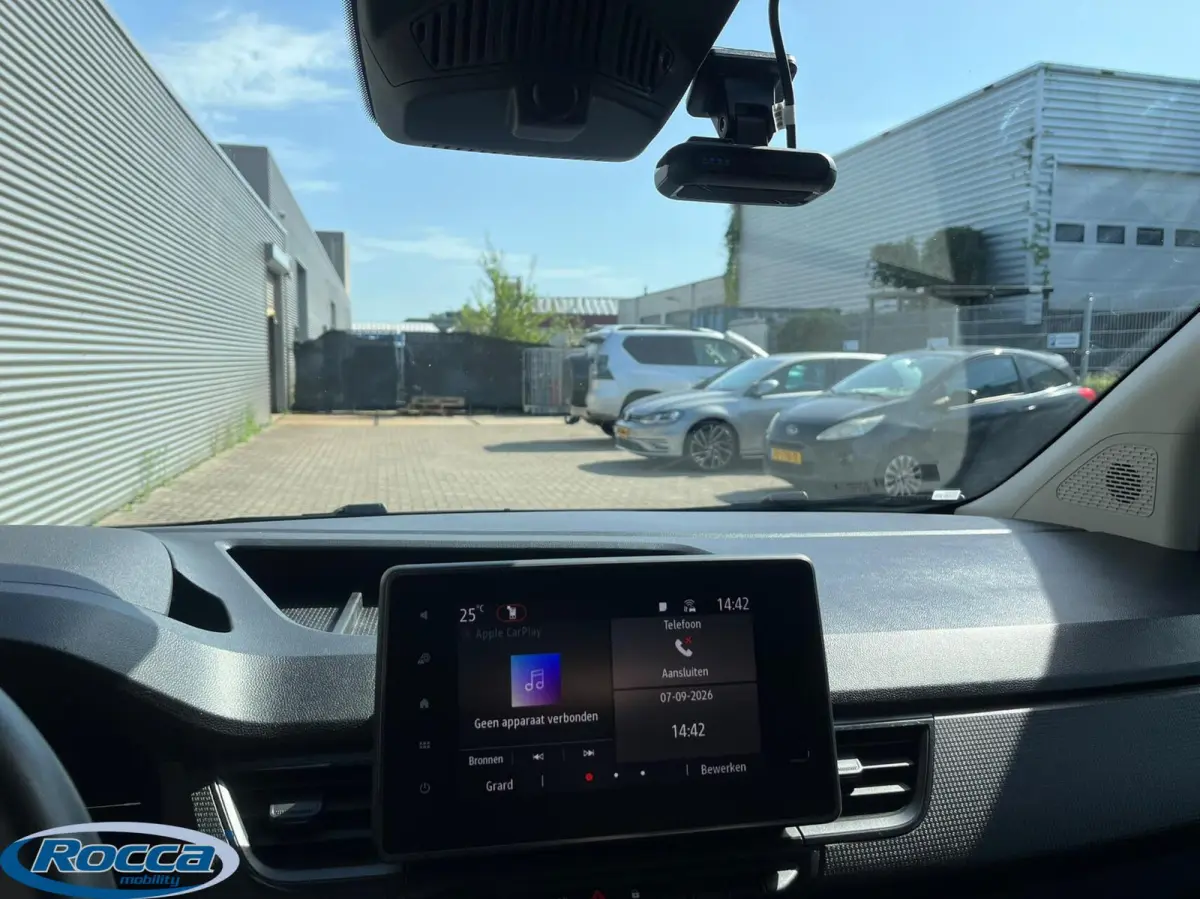 bestel 1.5 Blue dCi 75 Luxe UItvoering L1 / Apple carplay