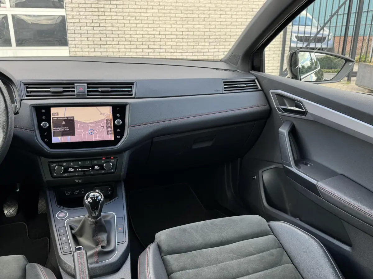 1.0 TSI FR Business Intense VitualCockpit/AdaptCruise/Carplay/Camera/Keyless/Stoelverwarming/17"
