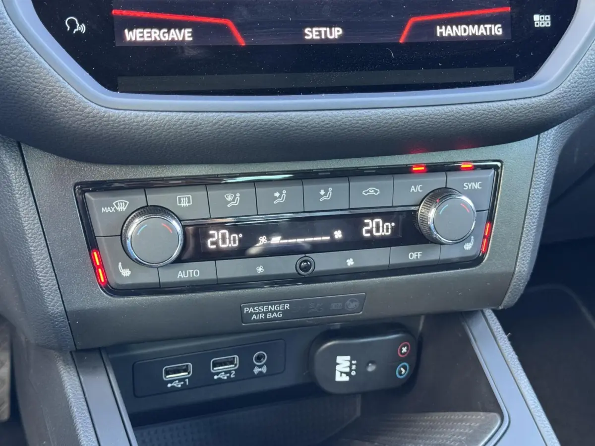 1.0 TSI FR Business Intense VitualCockpit/AdaptCruise/Carplay/Camera/Keyless/Stoelverwarming/17"