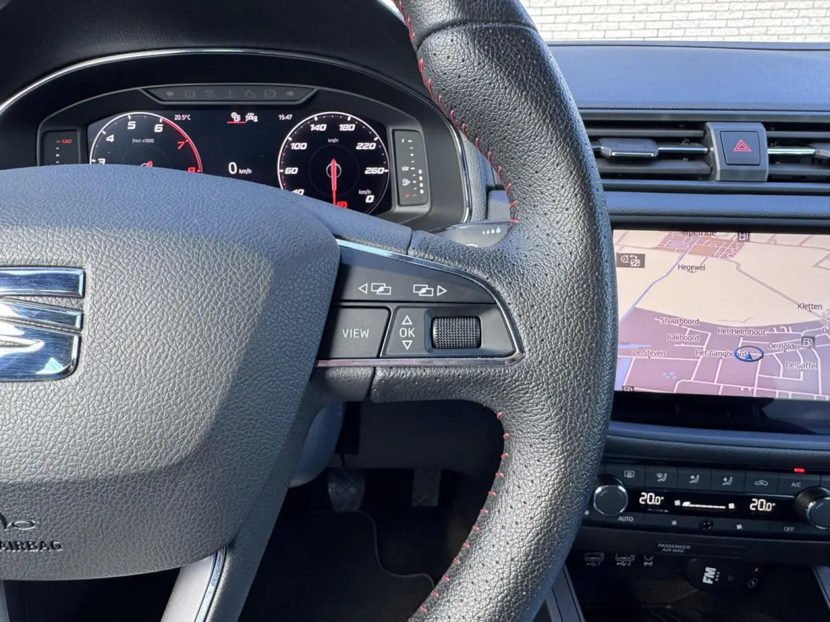 1.0 TSI FR Business Intense VitualCockpit/AdaptCruise/Carplay/Camera/Keyless/Stoelverwarming/17"