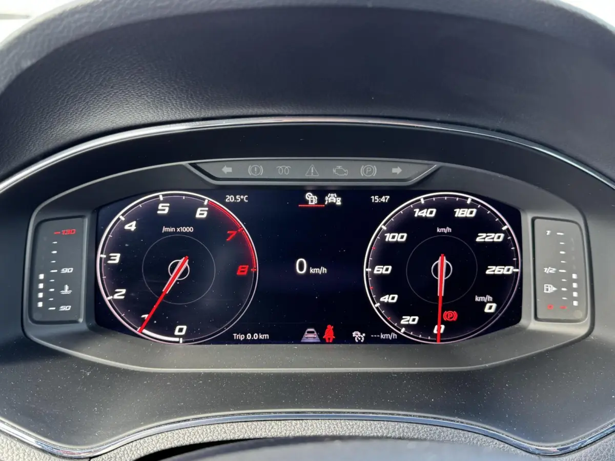 1.0 TSI FR Business Intense VitualCockpit/AdaptCruise/Carplay/Camera/Keyless/Stoelverwarming/17"