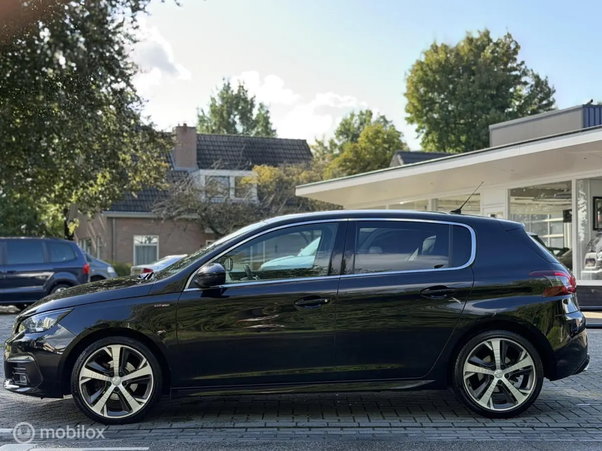 1.5 BlueHDi GT-Line|AUT|PANO|KEYLESS|NWE RIEM