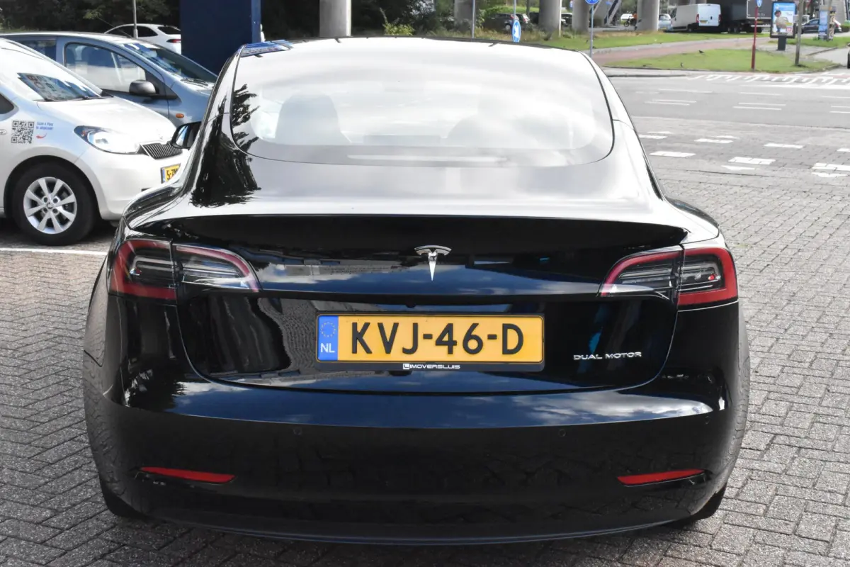 Long Range AWD 75 kWh Panorama | Leder | 12 mnd BOVAG garantie | Whatsapp 06-53188999