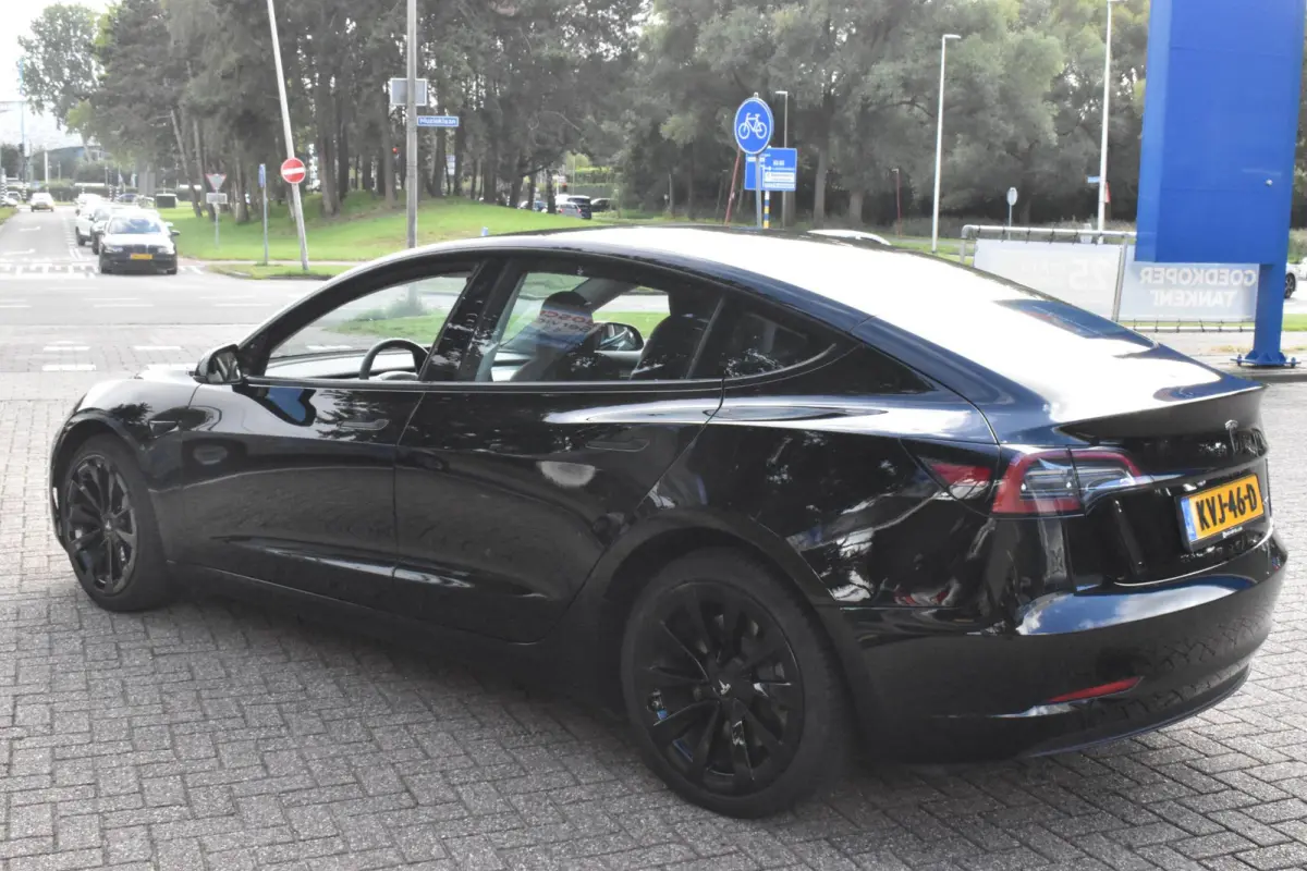 Long Range AWD 75 kWh Panorama | Leder | 12 mnd BOVAG garantie | Whatsapp 06-53188999