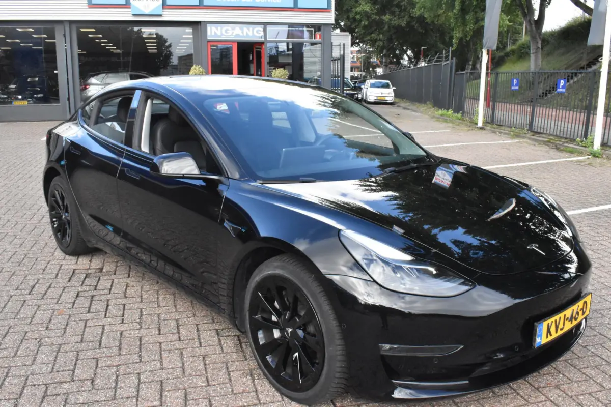Long Range AWD 75 kWh Panorama | Leder | 12 mnd BOVAG garantie | Whatsapp 06-53188999