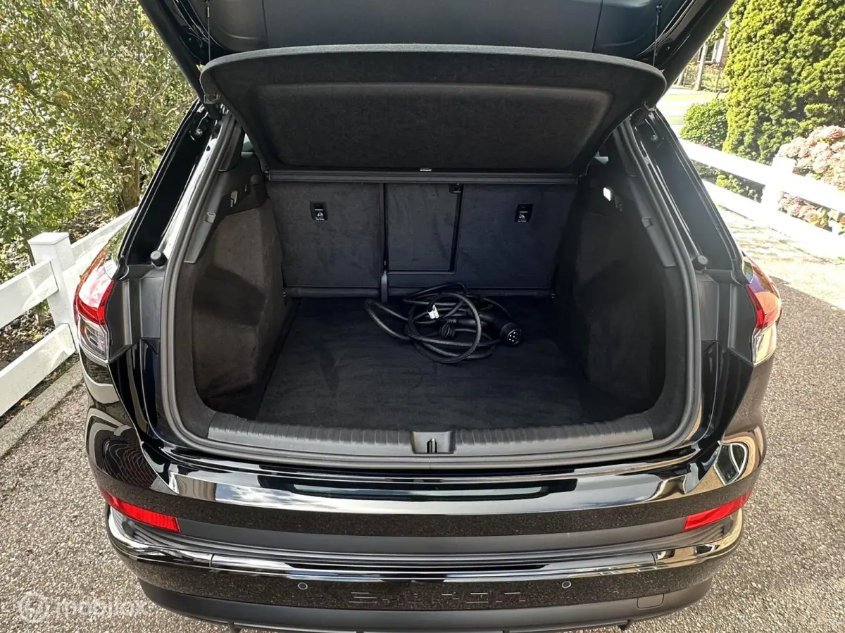40 Launch edition S Competition 77 kWh SOH 92,73% MATRIX LED SFEERVERLICHTING CAMERA SPORTSTOELEN