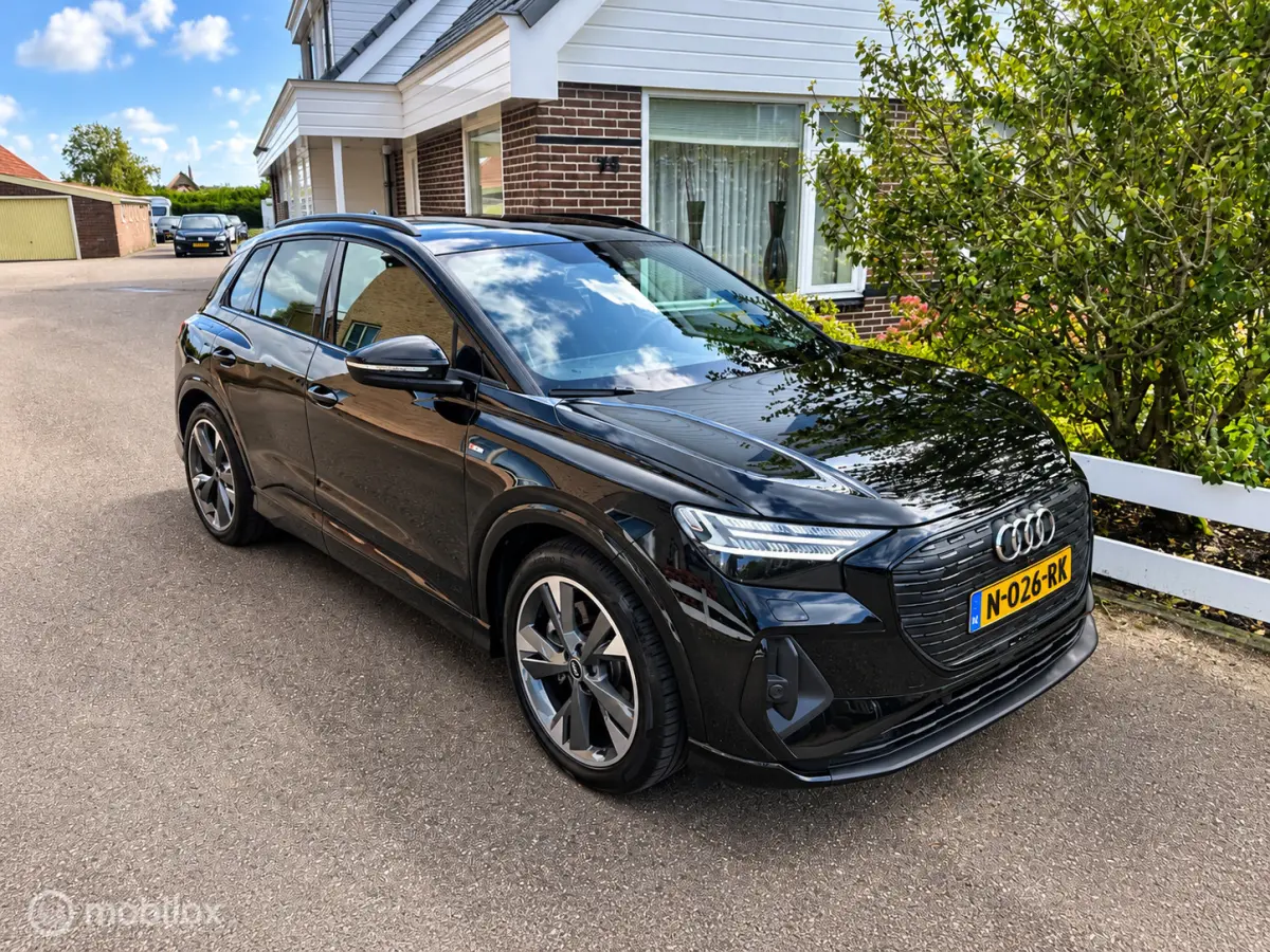 40 Launch edition S Competition 77 kWh SOH 92,73% MATRIX LED SFEERVERLICHTING CAMERA SPORTSTOELEN