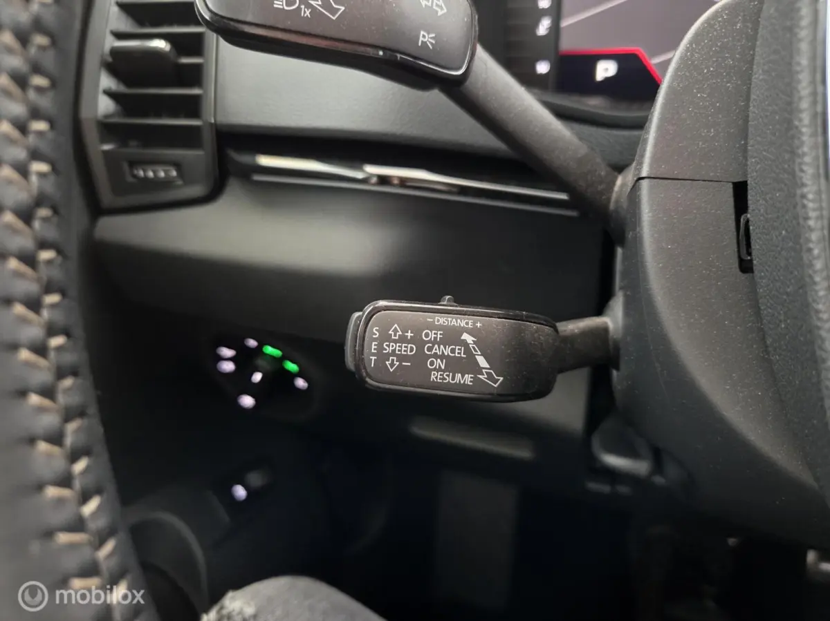1.5 TSI ACT 150PK Automaat Sportline Business pano|led|cam|acc|lmv18