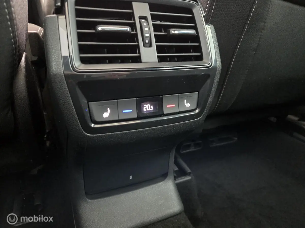 1.5 TSI ACT 150PK Automaat Sportline Business pano|led|cam|acc|lmv18