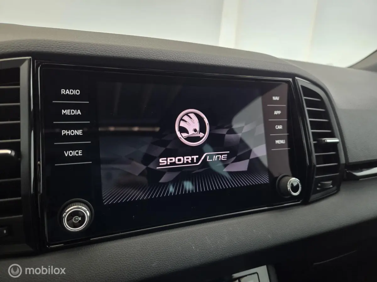 1.5 TSI ACT 150PK Automaat Sportline Business pano|led|cam|acc|lmv18