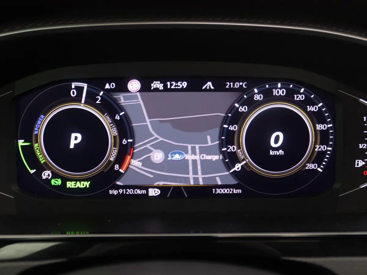 1.4 TSI eHybrid Elegance Business+ | Panoramadak | Leder | Apple Carplay/Android Auto | Memory | Stoelverwarming voor + achter |