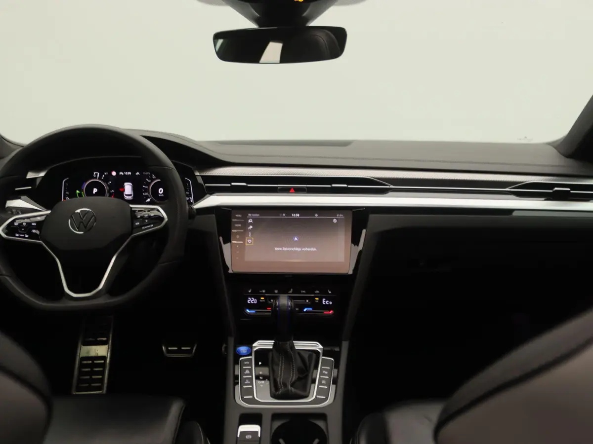 1.4 TSI eHybrid Elegance Business+ | Panoramadak | Leder | Apple Carplay/Android Auto | Memory | Stoelverwarming voor + achter |