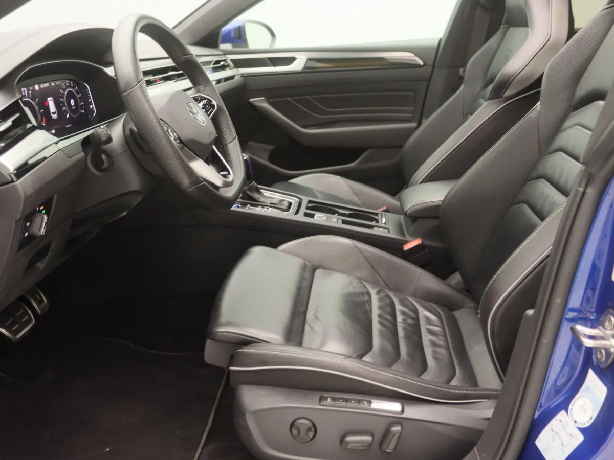 1.4 TSI eHybrid Elegance Business+ | Panoramadak | Leder | Apple Carplay/Android Auto | Memory | Stoelverwarming voor + achter |