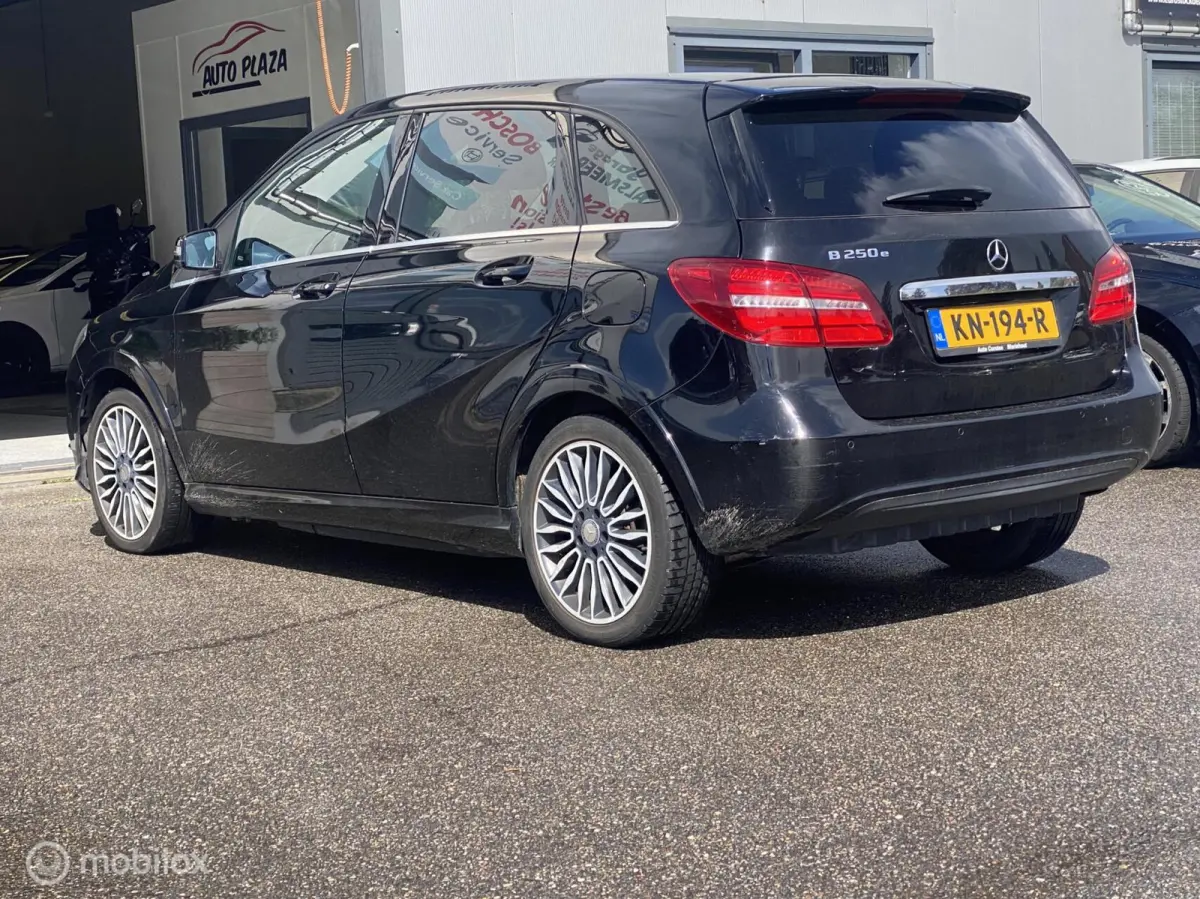 250 e Lease Edition 28 kWh | APK | NAP |