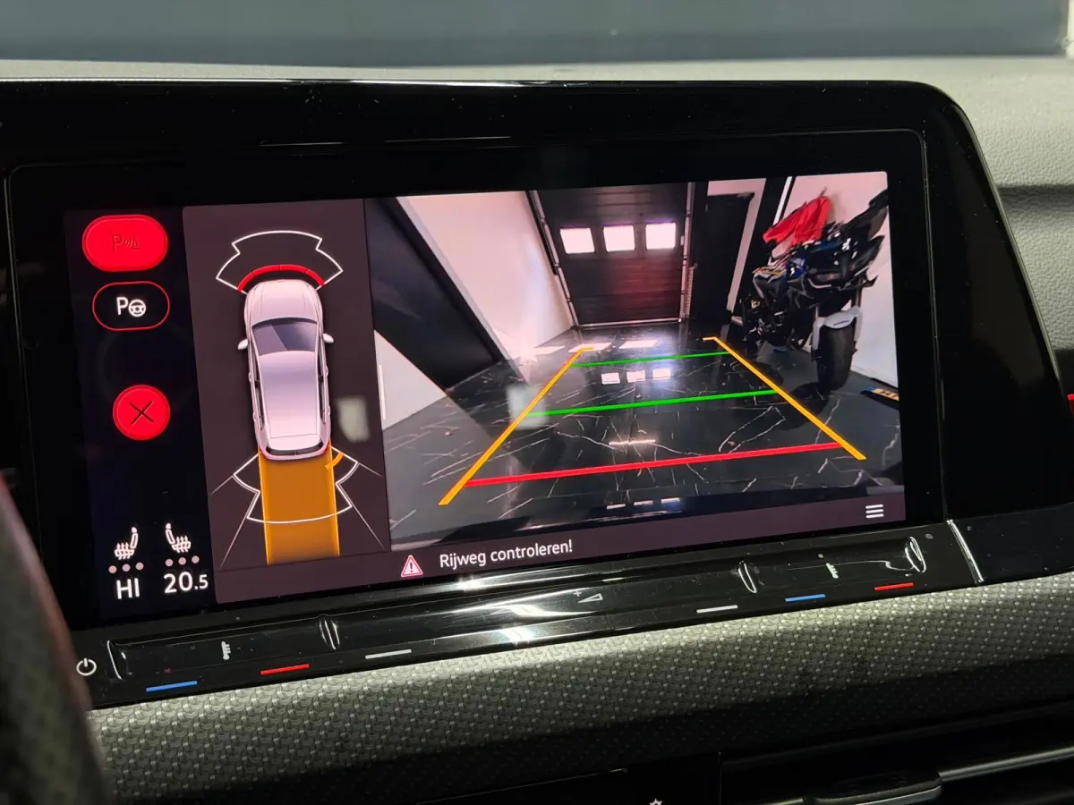 1.5 eTSI R-Line Pano|Harman|Camera|KeylessGo