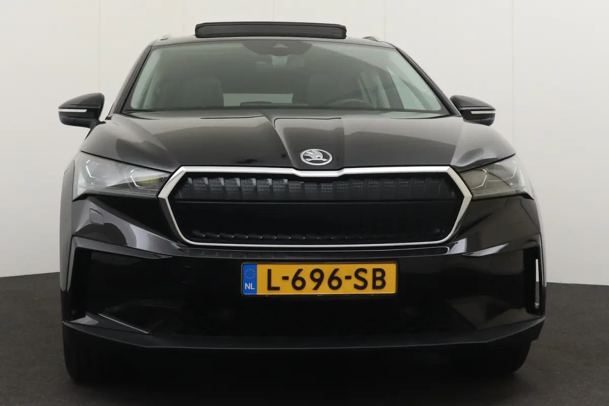 (SOH 92%) 80 Pano-dak Adapt. Cruise Carplay