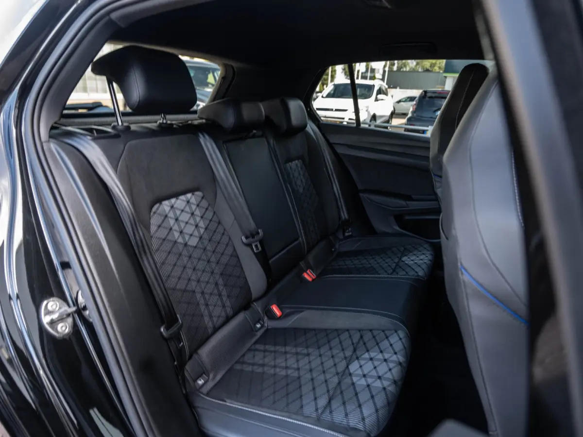 1.5 eTSI DSG 150PK R-Line Edition | Carplay | Camera | Facelift