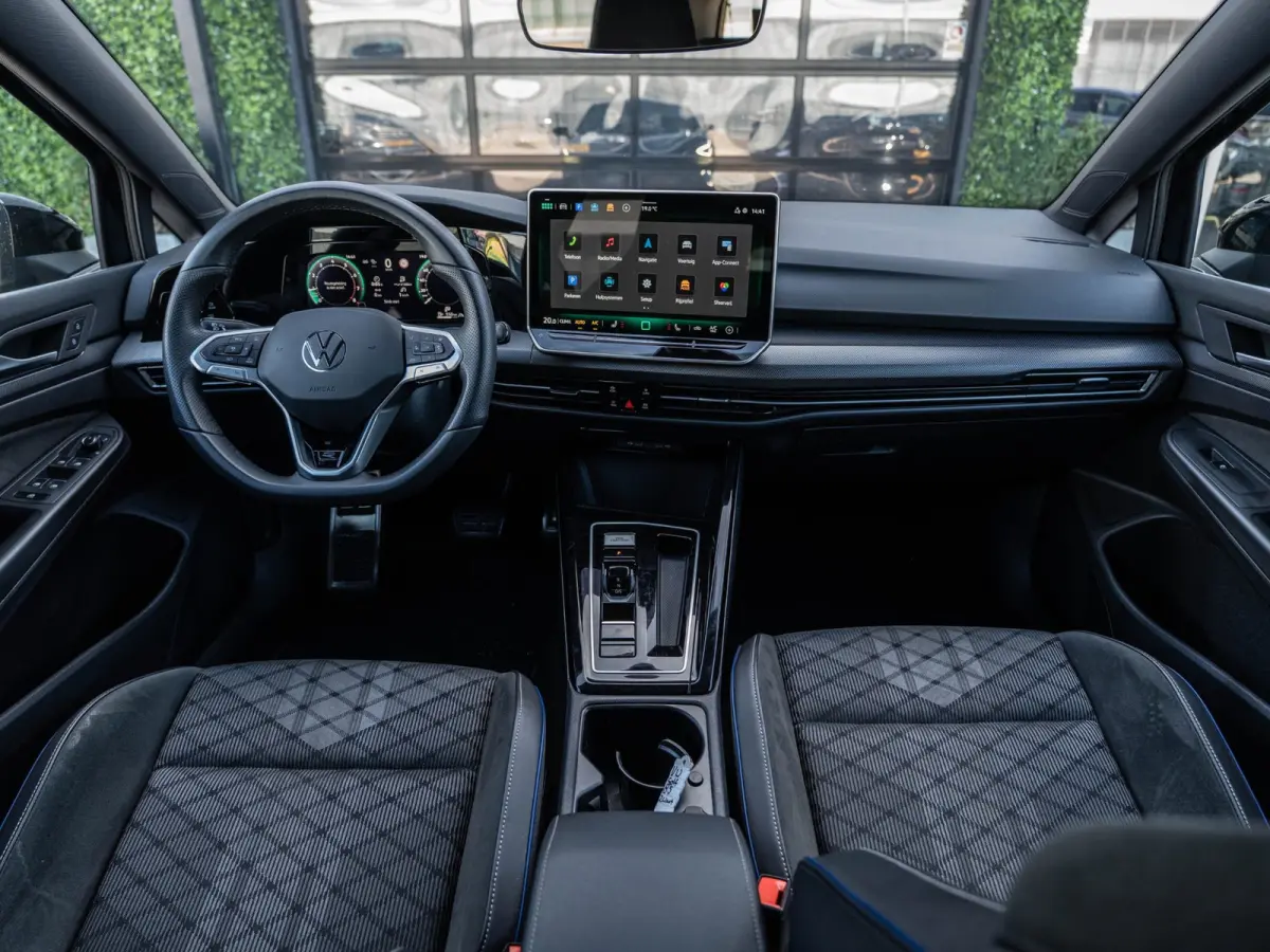 1.5 eTSI DSG 150PK R-Line Edition | Carplay | Camera | Facelift