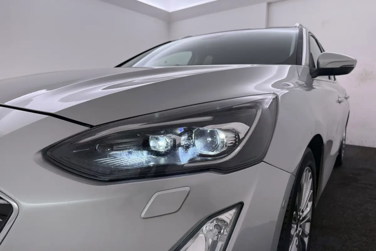 1.0 EcoBoost Titanium | Trekhaak | Adap. Cruise | Camera | CarPlay | LED | Winter Pack |