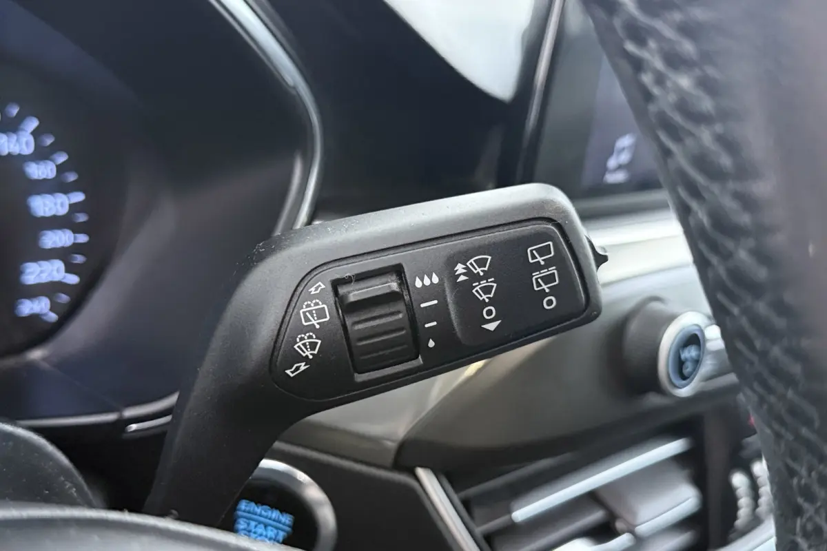 1.0 EcoBoost Titanium | Trekhaak | Adap. Cruise | Camera | CarPlay | LED | Winter Pack |