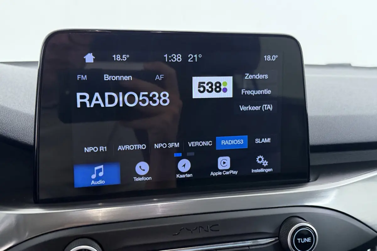 1.0 EcoBoost Titanium | Trekhaak | Adap. Cruise | Camera | CarPlay | LED | Winter Pack |