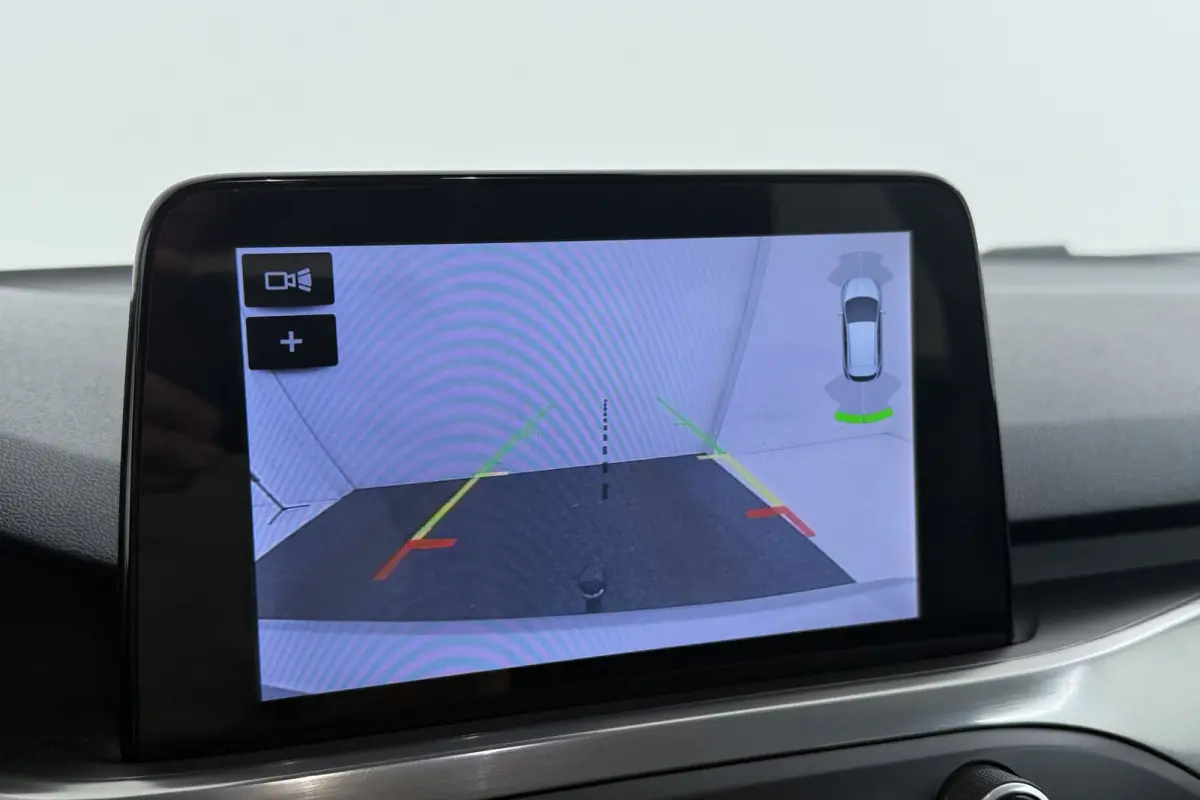 1.0 EcoBoost Titanium | Trekhaak | Adap. Cruise | Camera | CarPlay | LED | Winter Pack |