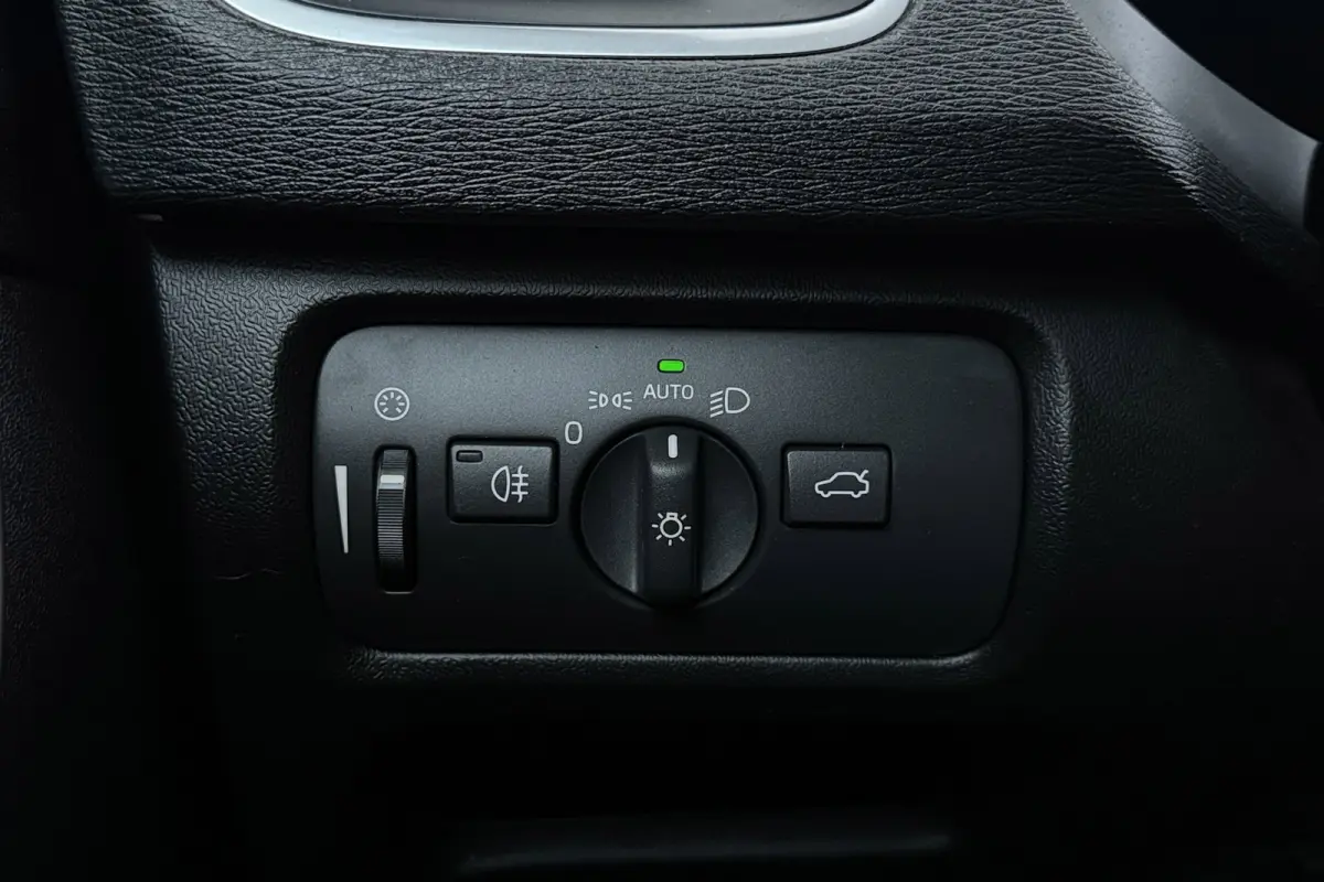 2.0 T3 Nordic+ | Org NL | 51.000 KM!!! | Xenon | Stoelverwarming | Navigatie | Cruise Control | Digital Cockpit |