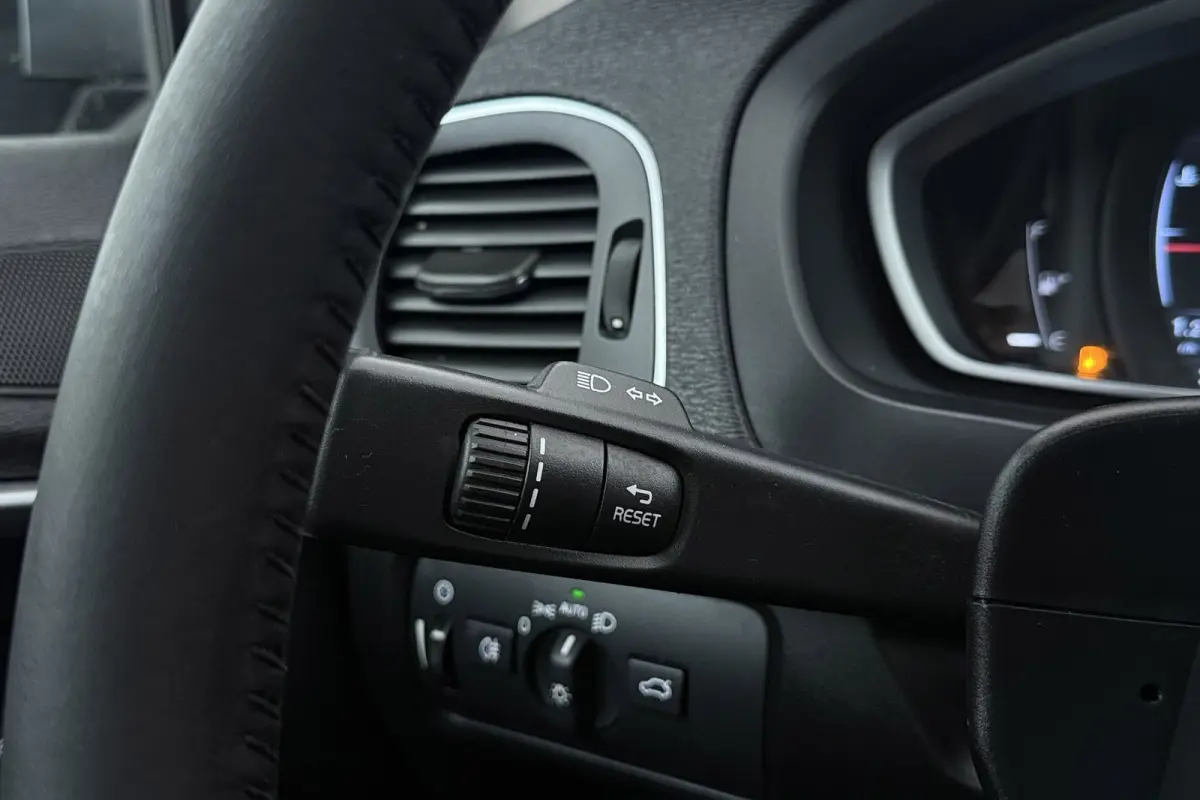 2.0 T3 Nordic+ | Org NL | 51.000 KM!!! | Xenon | Stoelverwarming | Navigatie | Cruise Control | Digital Cockpit |