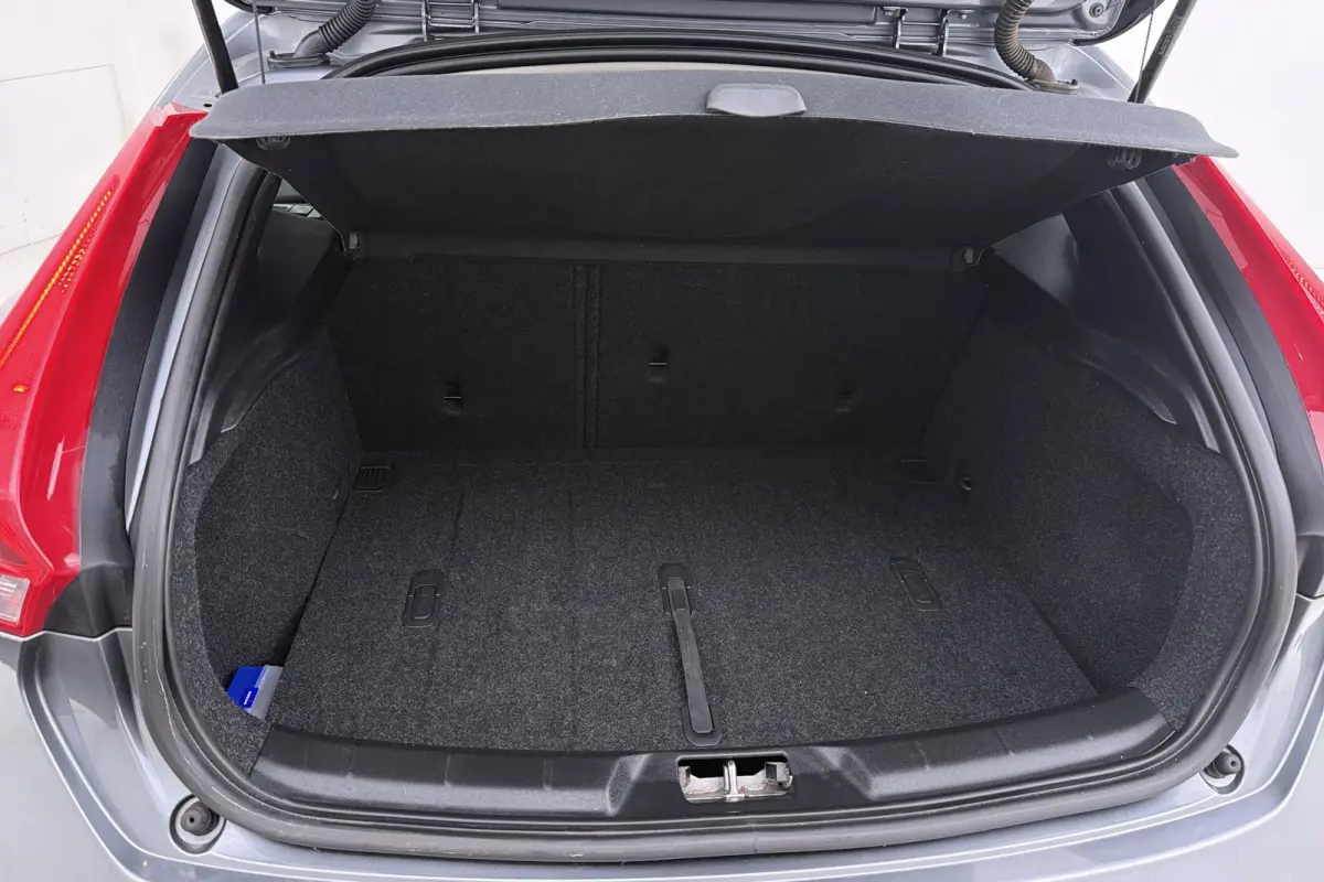 2.0 T3 Nordic+ | Org NL | 51.000 KM!!! | Xenon | Stoelverwarming | Navigatie | Cruise Control | Digital Cockpit |