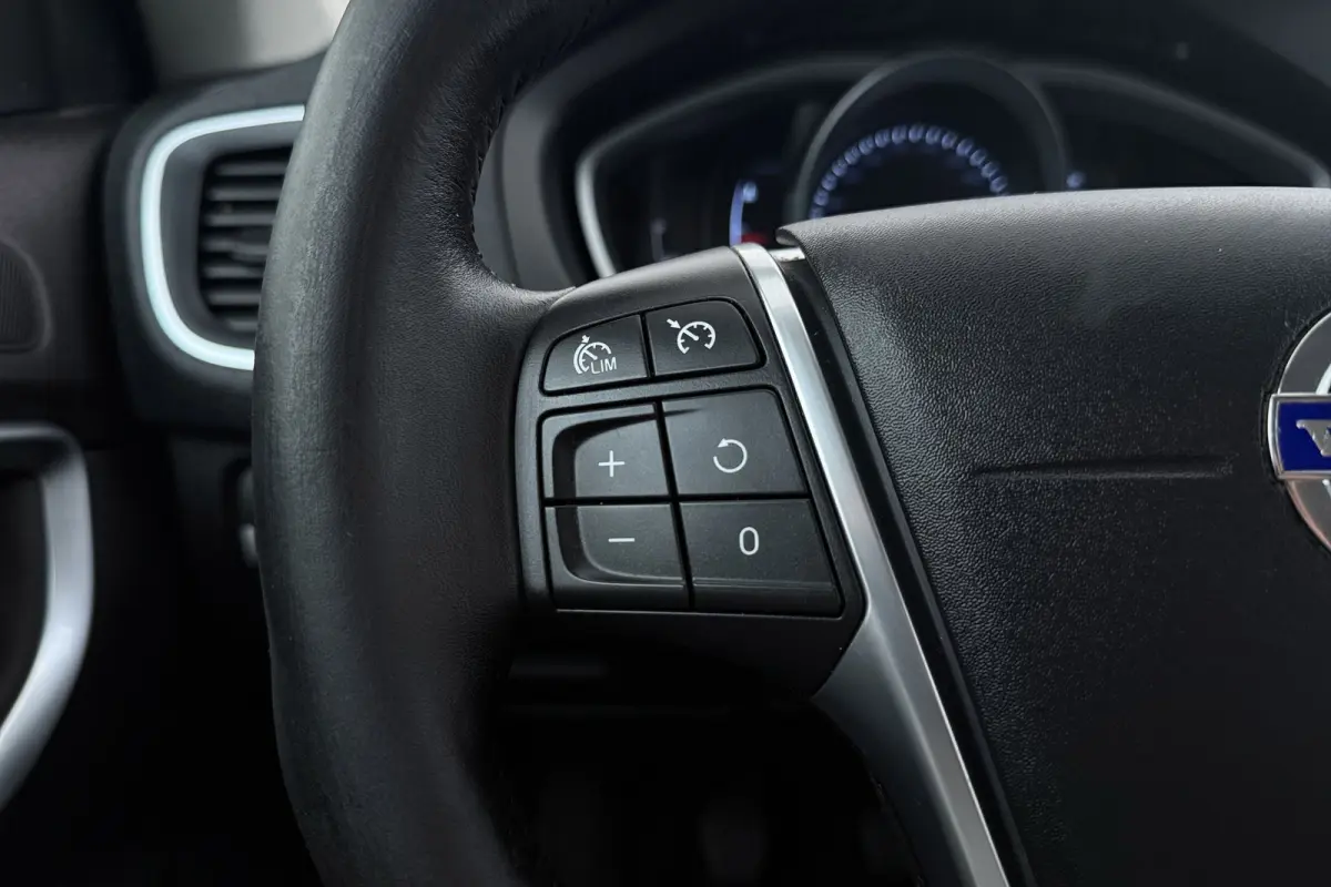 2.0 T3 Nordic+ | Org NL | 51.000 KM!!! | Xenon | Stoelverwarming | Navigatie | Cruise Control | Digital Cockpit |