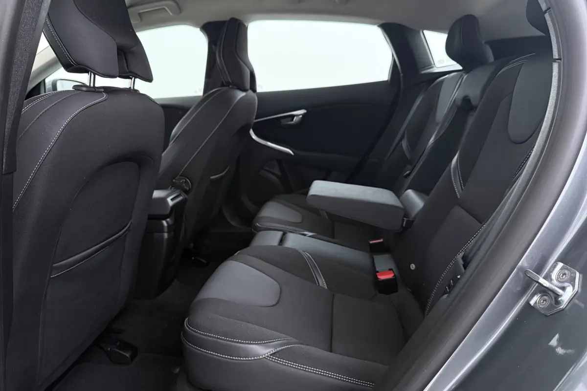 2.0 T3 Nordic+ | Org NL | 51.000 KM!!! | Xenon | Stoelverwarming | Navigatie | Cruise Control | Digital Cockpit |