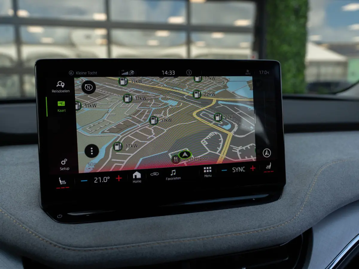 80 Business Edition | SOH 93% | WLTP 497KM | Surround View | Alcantara Pack | ACC