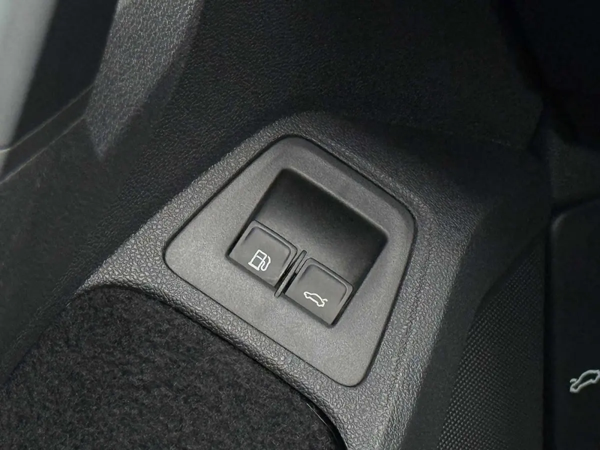 1.4 TSI eHybrid R-Line Business+